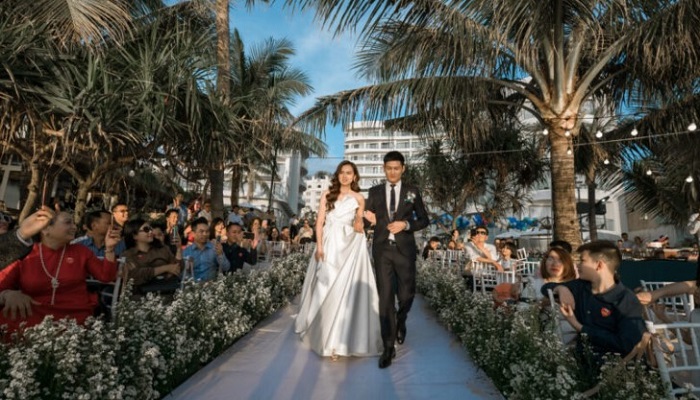 tho-mc-dam-cuoi-hien-dai