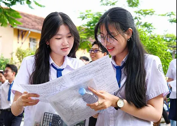 Thí sinh tìm hiểu về các khối thi của ngành Y học cổ truyền